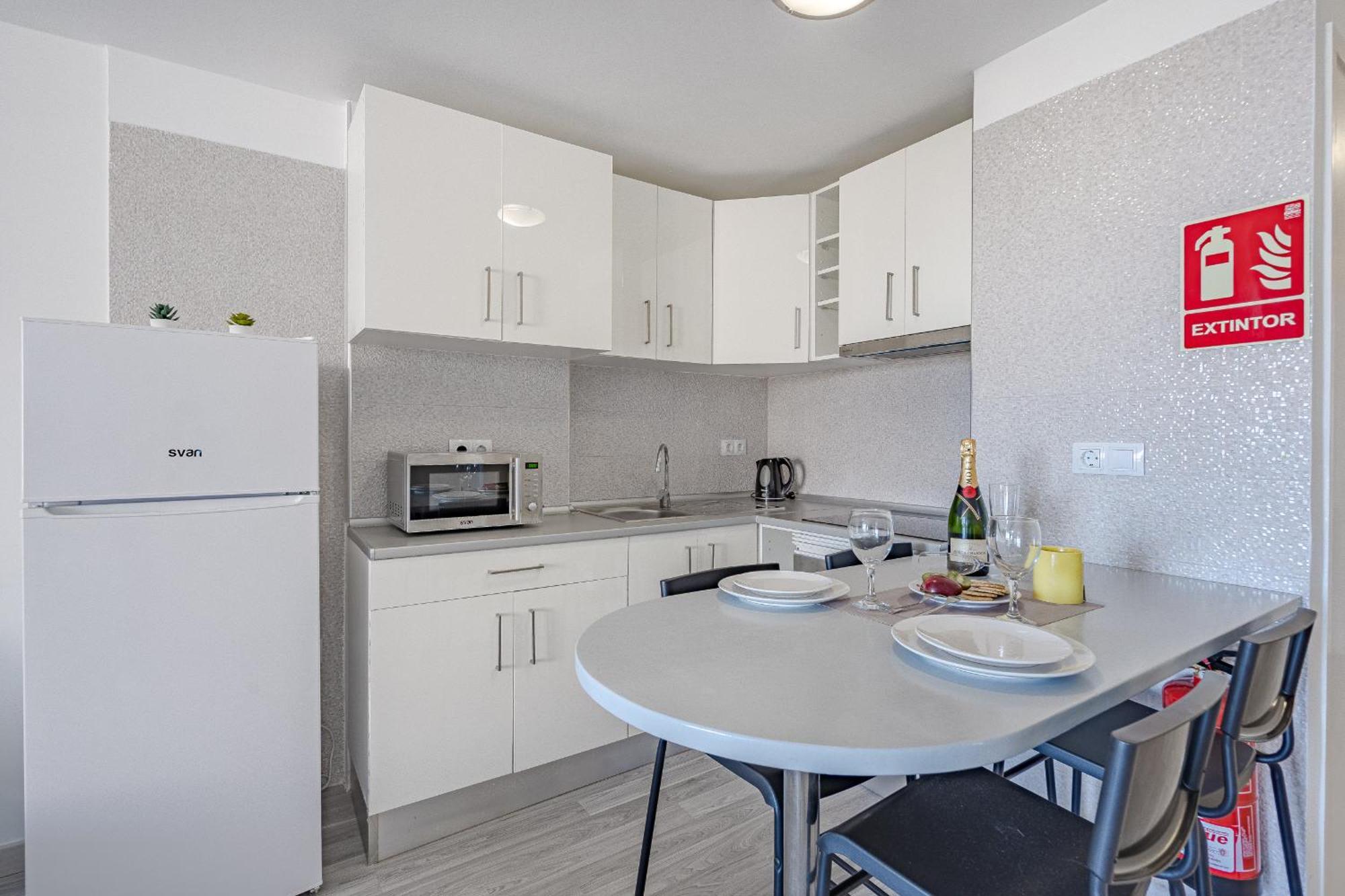 Complejo Borinquen Vista Al Mar Apartment Playa de las Americas  Luaran gambar